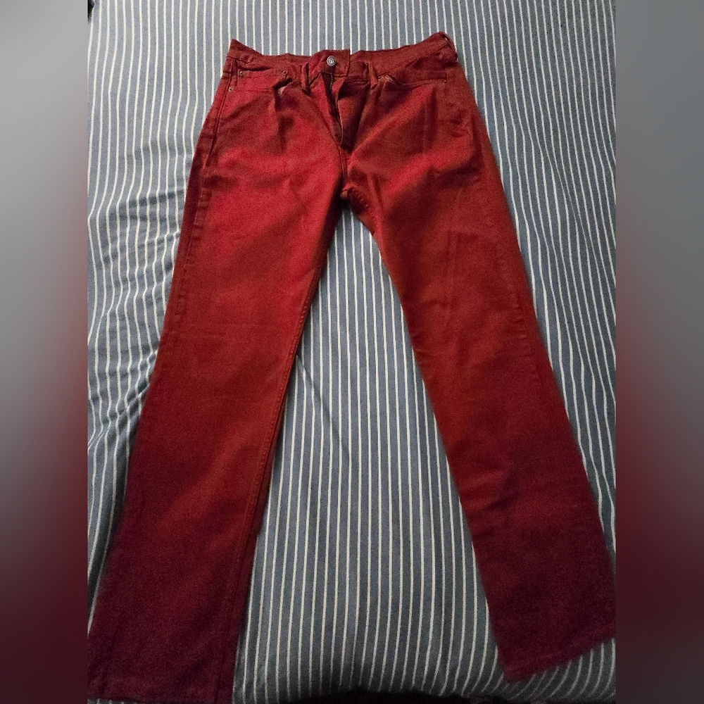 Levi's (514) Men's Deep Red Straight Jeans